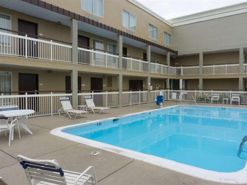 Days Inn By Wyndham Florence Cincinnati Area מראה חיצוני תמונה