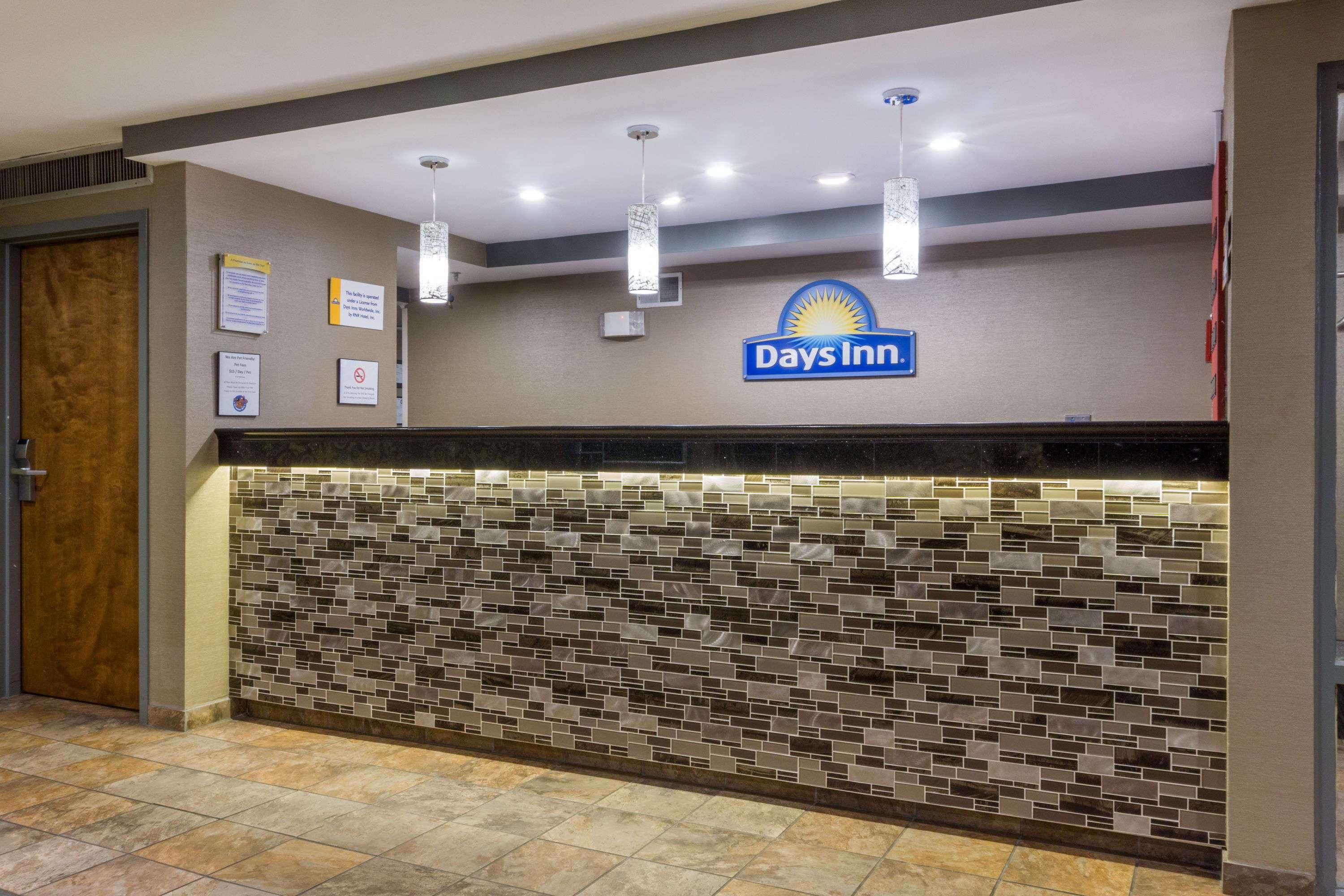 Days Inn By Wyndham Florence Cincinnati Area מראה חיצוני תמונה