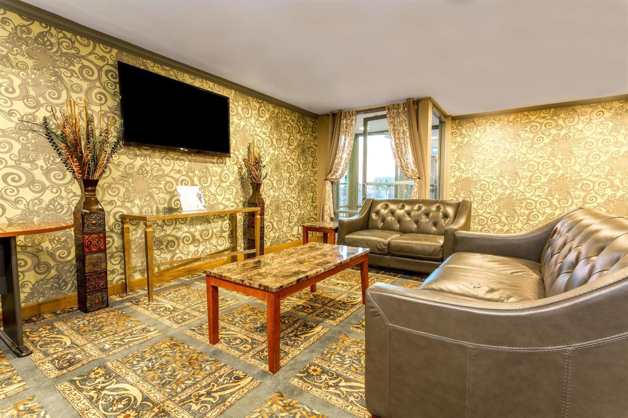 Days Inn By Wyndham Florence Cincinnati Area מראה חיצוני תמונה